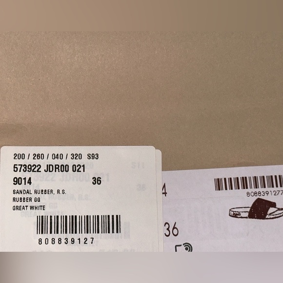 BRAND NEW Gucci White Rubber GG Slide Sandals 36 EU / 5.5 US SIZE - Picture 9 of 9